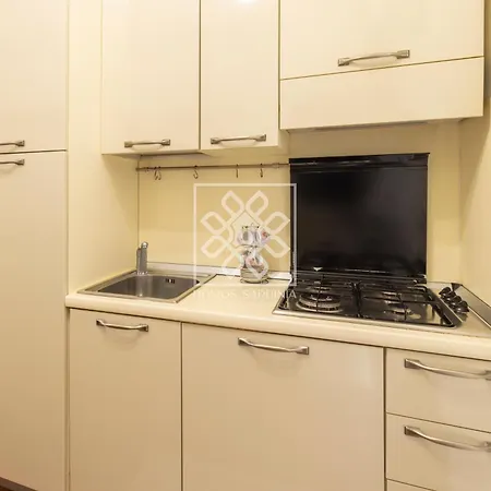Apartament Gina House *